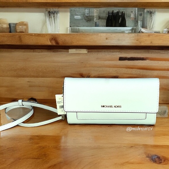 Michael Kors RARE Md Wallet On Chain Crossbody in Optic White NWT